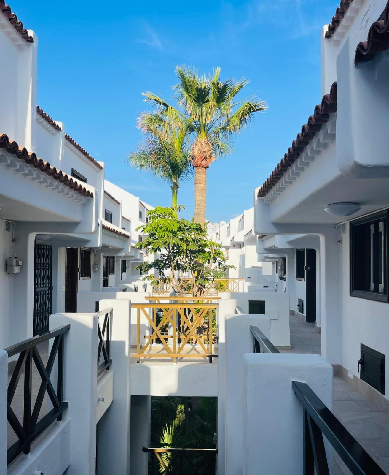 Duplex Michelle Parque Santiago I En Playa De Las Americas Екстериор снимка